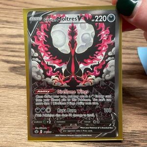 Galarian Moltres V Pokemon Card